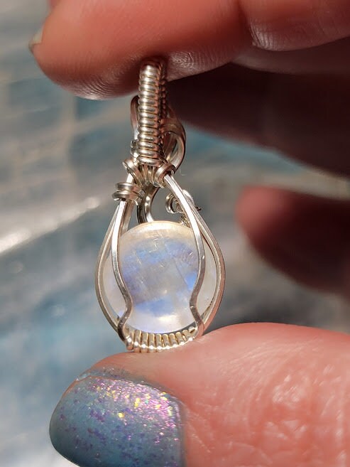 Mini Blue Flash Rainbow Moonstone in Sterling Silver