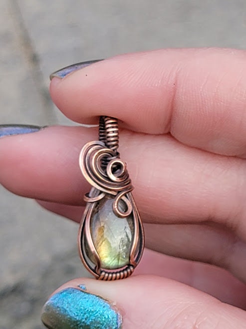 Dainty Labradorite in Antiqued Copper