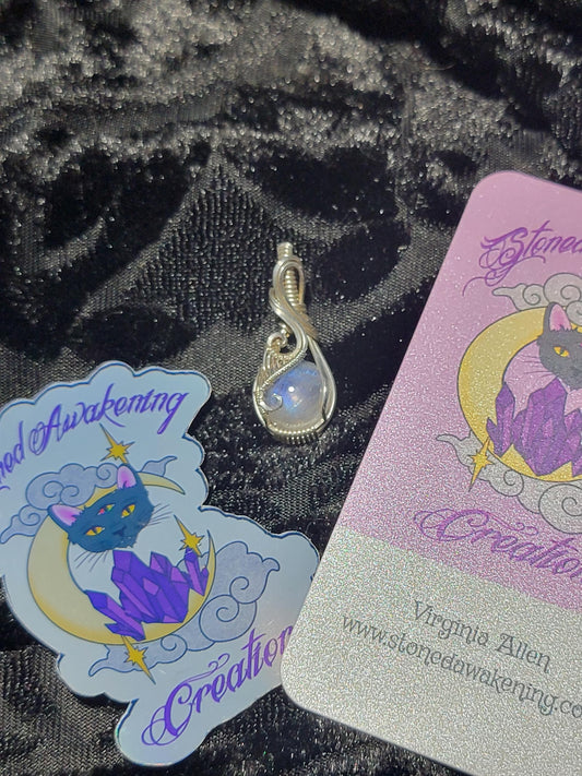 Mini Blue Flash Rainbow Moonstone in Sterling Silver