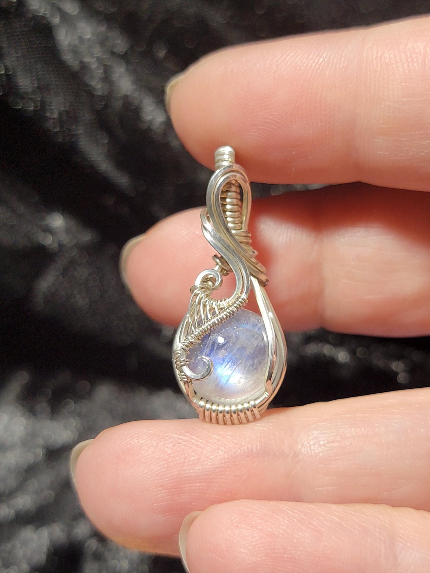Mini Blue Flash Rainbow Moonstone in Sterling Silver