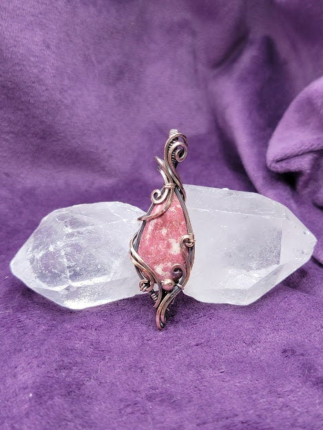 Thulite in Antiqued Copper