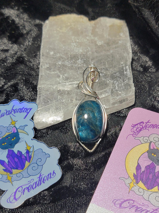 Blue Apatite in Sterling Silver Pendant