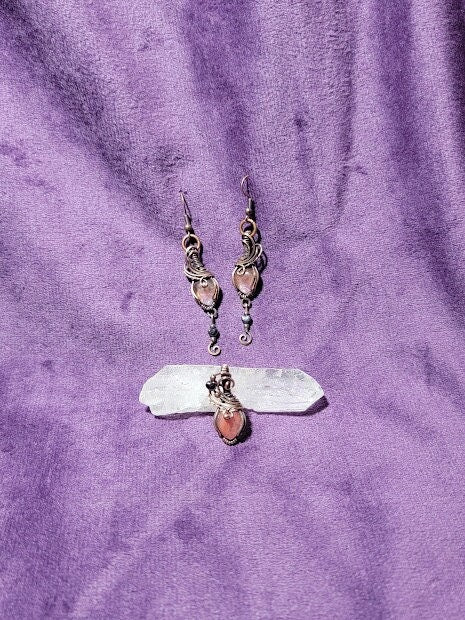 Cherry Quartz Hearts Earring and Pendant Set in Antiqued Copper