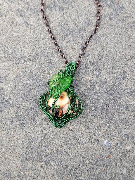 Regalite w/ Copper Pumpkin Pendant in Green Craft Wire