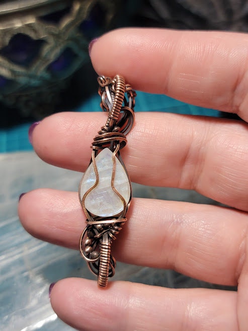 Rainbow Moonstone in Antiqued Copper Double Bail Pendant