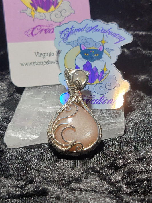 Peach Moonstone w/ Rainbow Moonstone in Sterling Silver