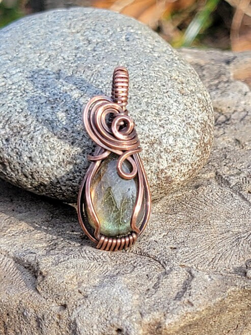 Dainty Labradorite in Antiqued Copper