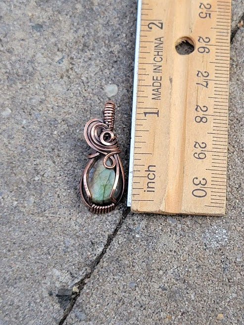 Dainty Labradorite in Antiqued Copper